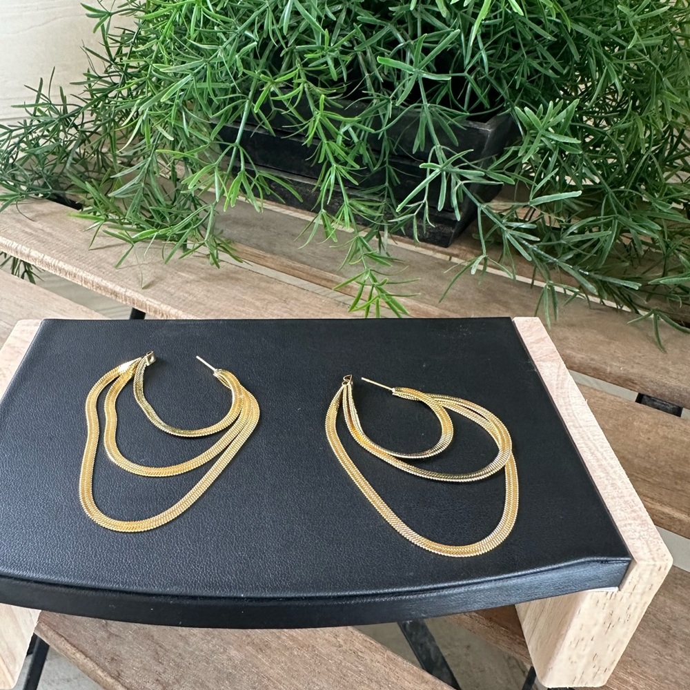 3 Chain Earrings - Picture 3 of 5